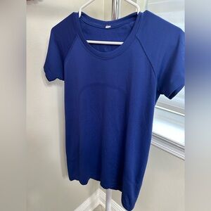 Lululemon Athletica Royal Blue Short Sleeve Tee, Classic, Size 8